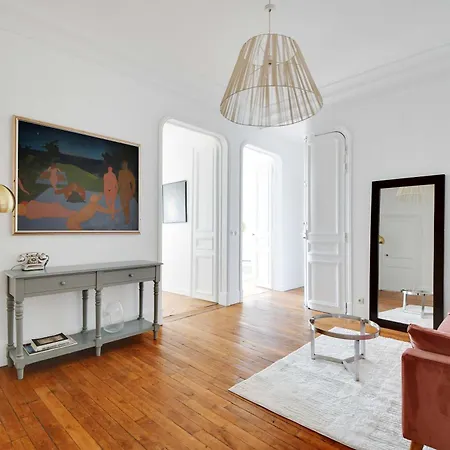 Luxury 4br-8p-eiffel Tower Parigi
