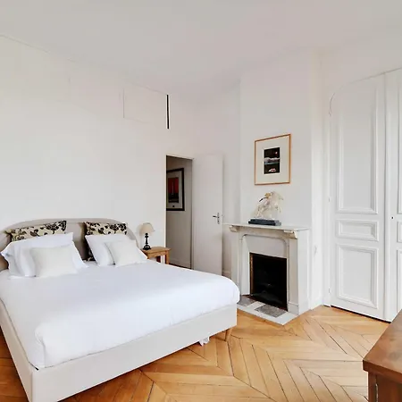 Luxury 4br-8p-eiffel Tower Appartamento Parigi