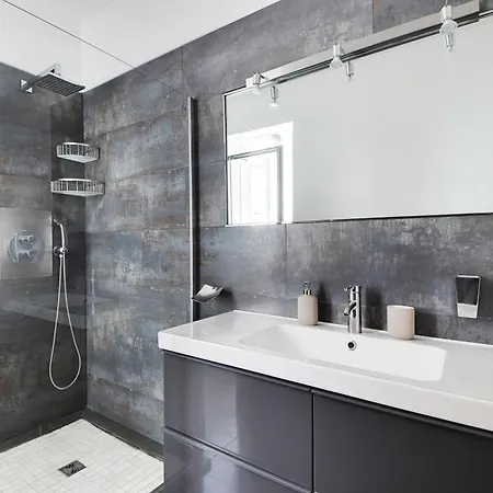 Appartamento Luxury 4br-8p-eiffel Tower Parigi